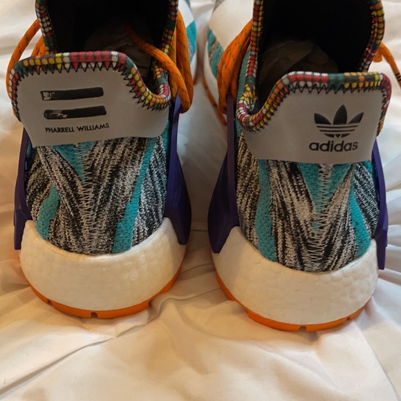 Adidas - Picture 4 of 6